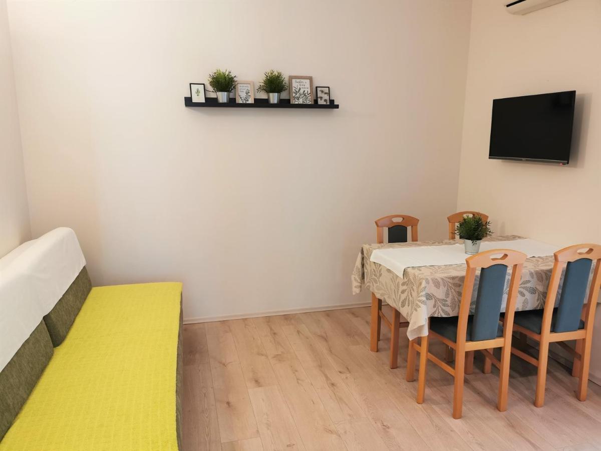 נובליה Lenka Apartments I מראה חיצוני תמונה
