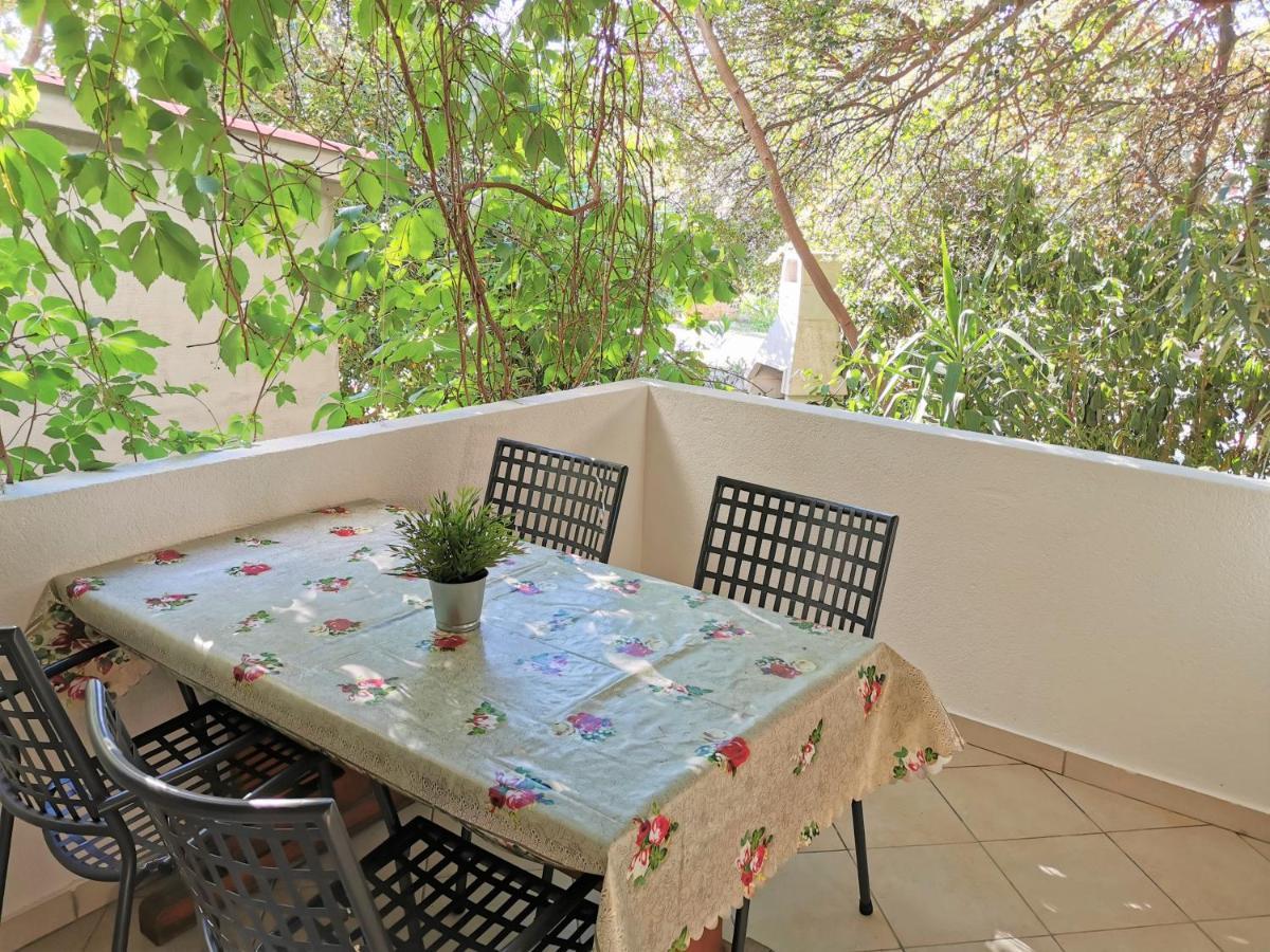 נובליה Lenka Apartments I מראה חיצוני תמונה