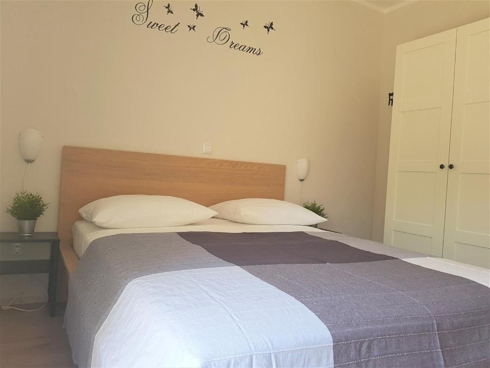נובליה Lenka Apartments I מראה חיצוני תמונה