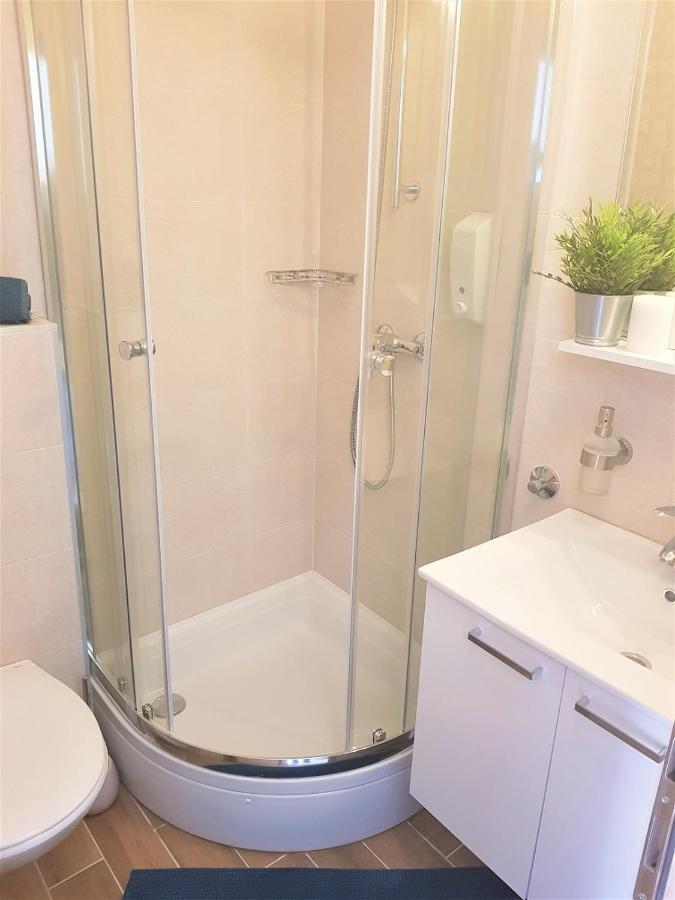 נובליה Lenka Apartments I מראה חיצוני תמונה